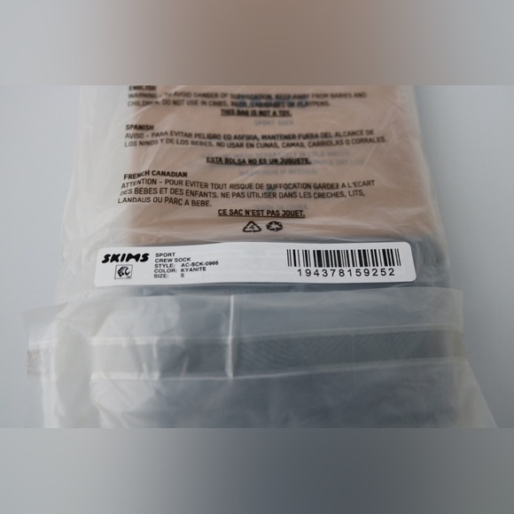 NWT- Skims Socks - Picture 3 of 5